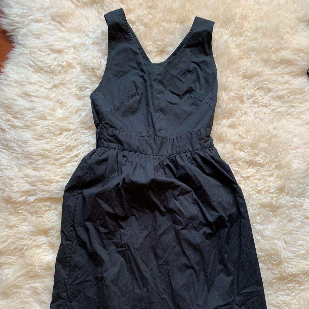 Everlane Clean Cotton Cross Back Dress